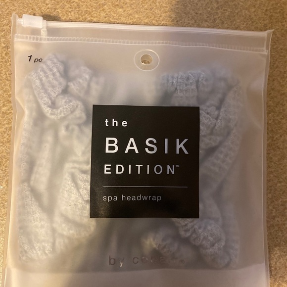 conair Accessories Nwt Conair The Basik Edition Spa Headwrap Grey